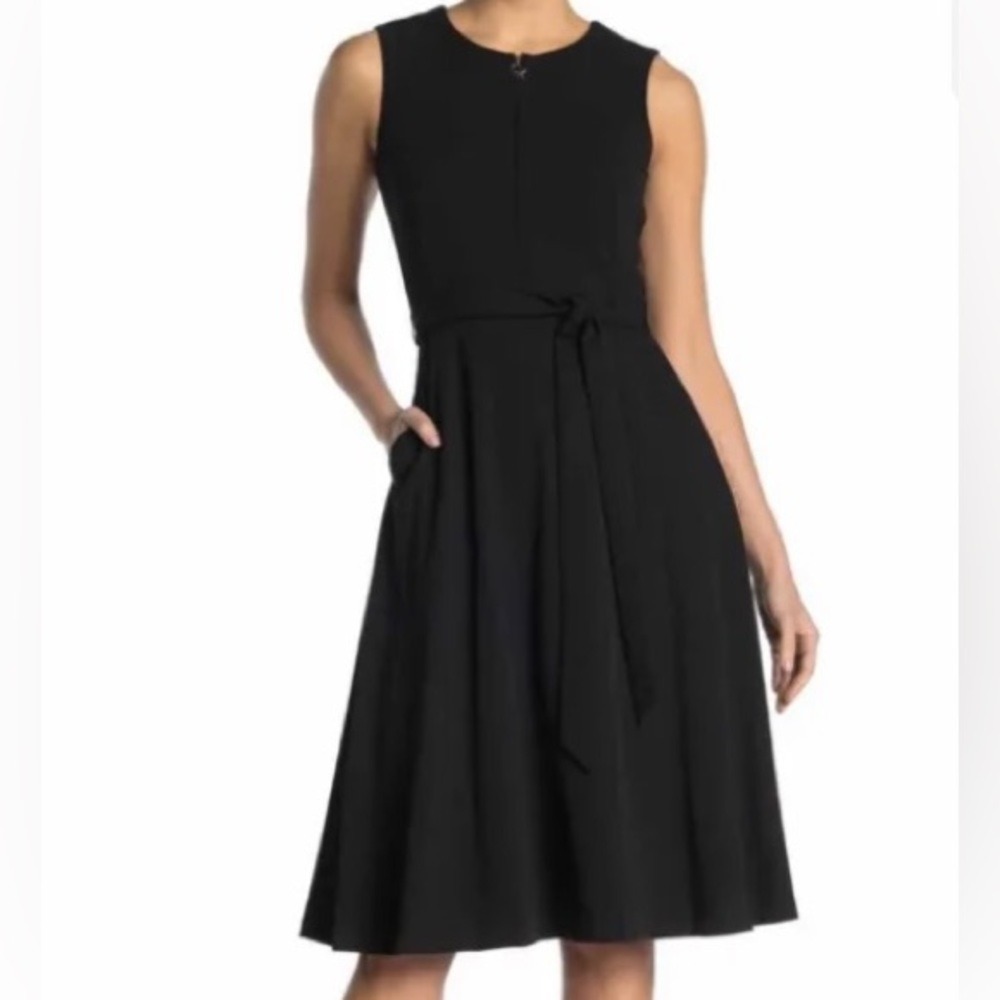 CALVIN‎ KLEIN. Sz 4. A timeless midi dress w/gold-tone zipper. Self-tie belt.